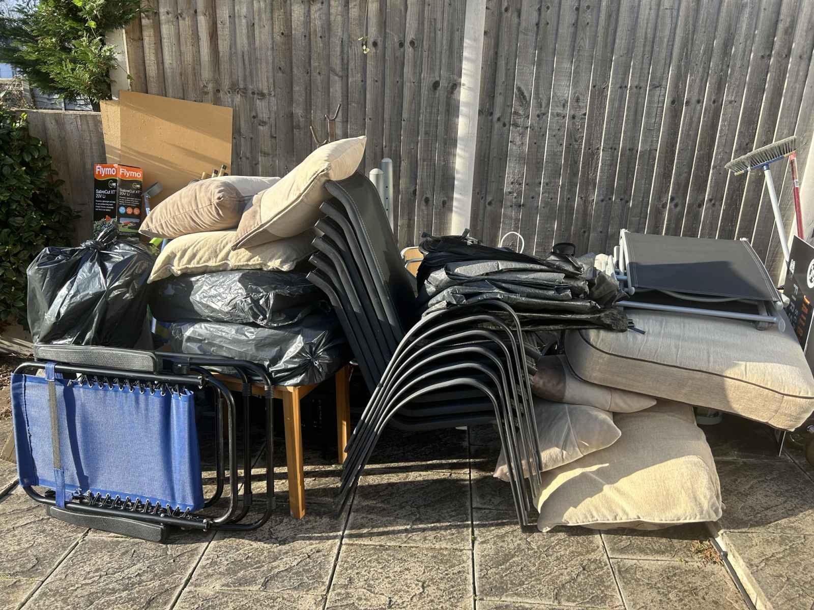 waste removal service in Enfield, EN1