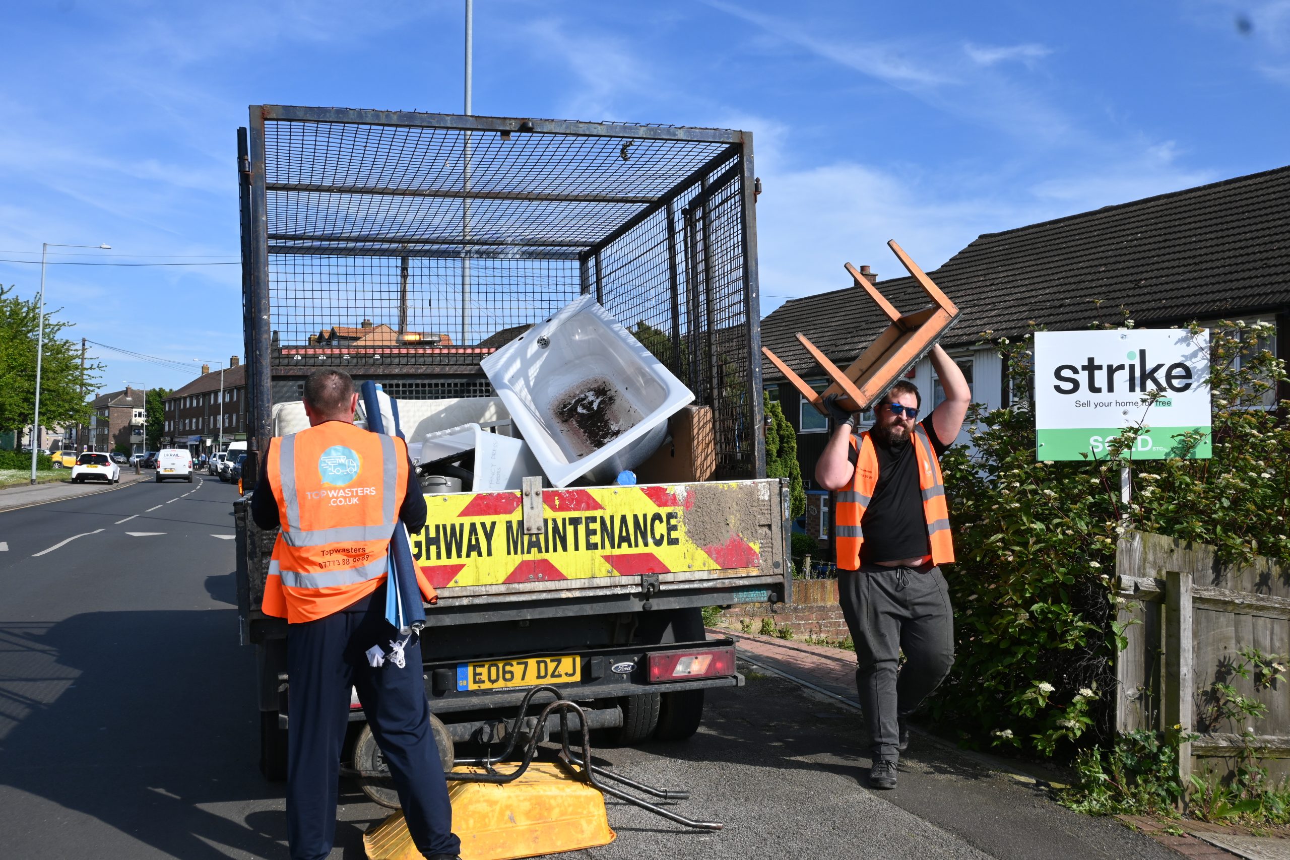Professional waste removal service in Chingford- Top Wasters Professional waste removal service in Chingford- Top Wasters