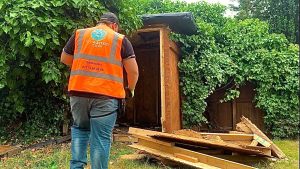 removing garden shed service