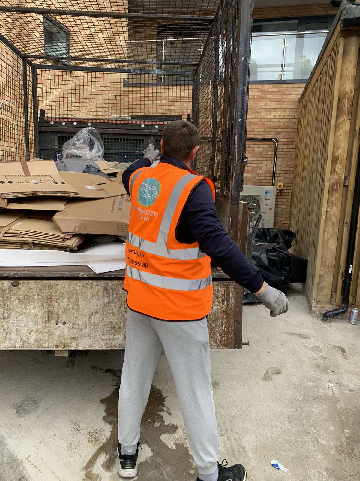 rubbish removal service in West Hampstead